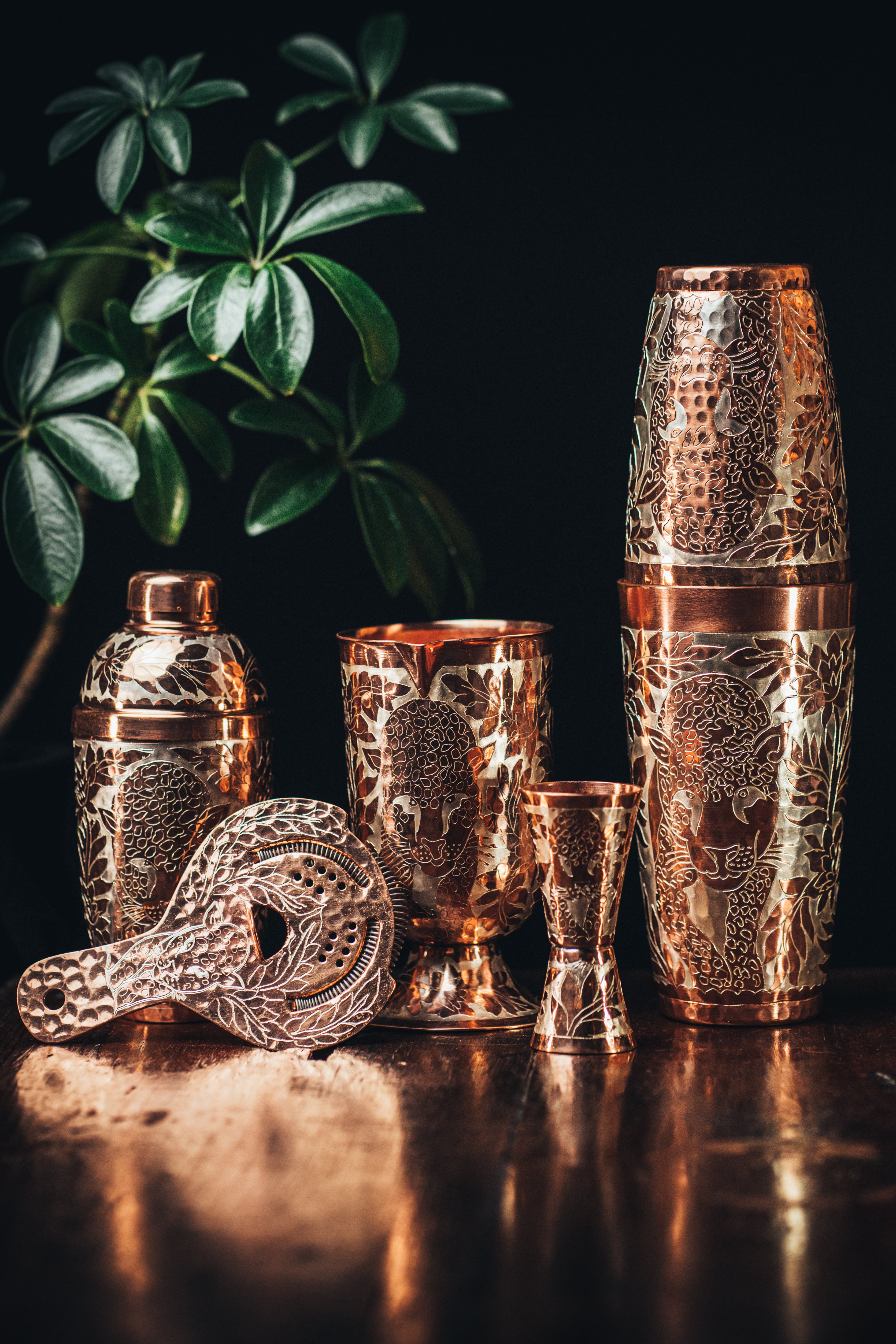 Limited Edition Jaguar Silver Engraved Set